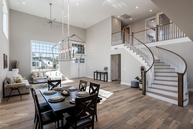 3913 E Devonshire Ave - MLS-7