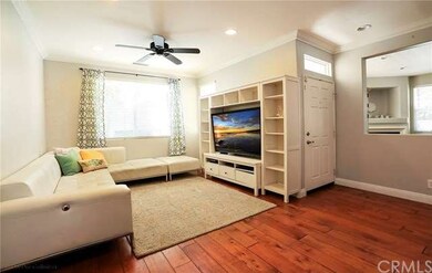 Open Floorplan Great for Entertaining and Communic