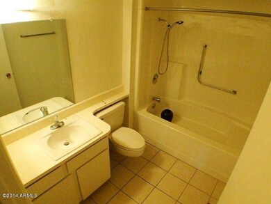 17431 N Cottonwood Dr, Sun City, AZ 85373 - photo 4