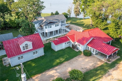 313 Shellfield Rd, Dunnsville, VA 22454 - photo 3