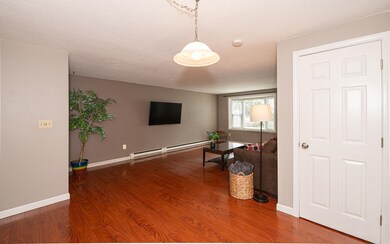 31 Blossom Ln, Merrimack, NH 03054 - photo 3