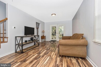 1931 Maplewood Dr, Hagerstown, MD 21740 - photo 6