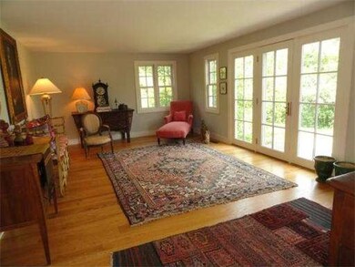 258 Potwine Ln, Amherst, MA 01002 - photo 2