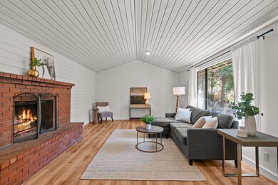 2641 NW Robert Way, Bend, OR 97701 - photo 6