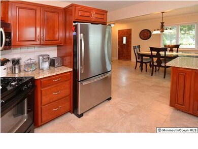 39 Lafayette Dr, Hazlet, NJ 07730 - photo 7