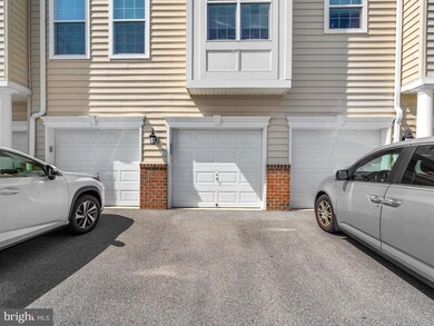 8600 Roaming Ridge Way unit 302, Odenton, MD 21113 - photo 4