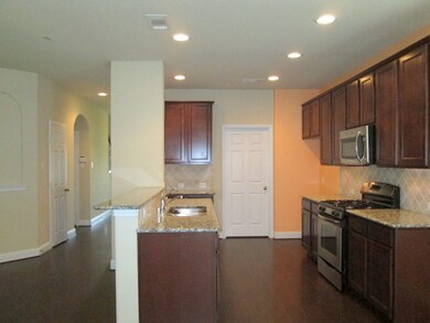 6111 Oxford Lake Dr, Rosenberg, TX 77471 - photo 7