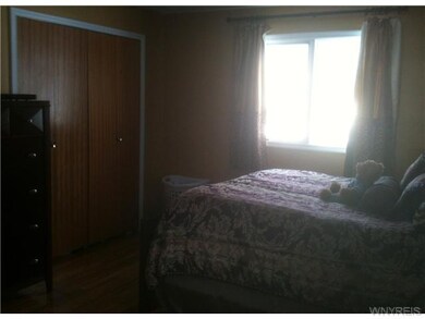 1284 Greenbrier Ln, North Tonawanda, NY 14120 - photo 5