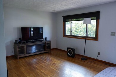 4772 Palmetto St, Columbus, OH 43228 - photo 6