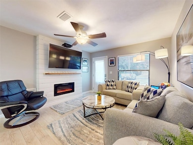 801 E 12th Ave, New Smyrna Beach, FL 32169 - photo 3