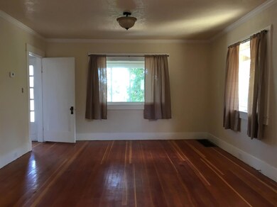 409 Jefferson St, Klamath Falls, OR 97601 - photo 2