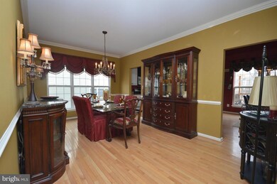 12226 Scones Hill Ct, Bristow, VA 20136 - photo 2