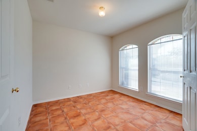 4700 Saint Thomas Place, Fort Worth, TX 76135 - photo 7