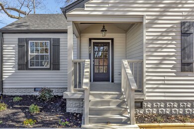 718 Hoover St, Shelbyville, TN 37160 - photo 3