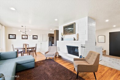 04-Inside-Spokane-Ben Burr-4