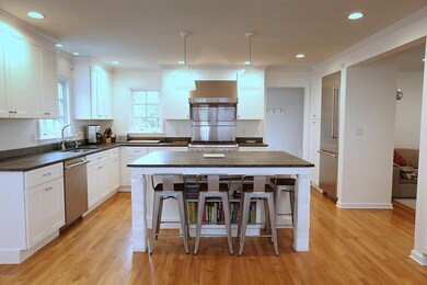 26 Spring St, Greenwich, CT 06878 - photo 5