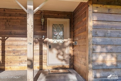 8111 Northview Dr, Anchorage, AK 99504 - photo 4