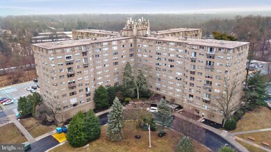 Radnor House unit 204, Bryn Mawr, PA 19010 - photo 2