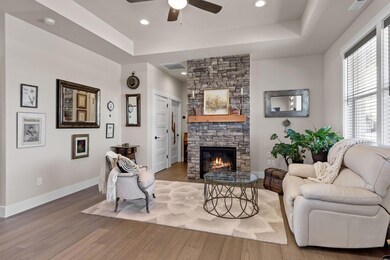 4252 SW 40th St, Redmond, OR 97756 - photo 3