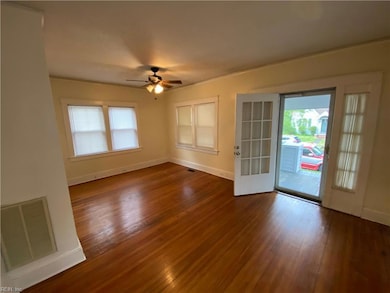 859 W 47th St, Norfolk, VA 23508 - photo 3