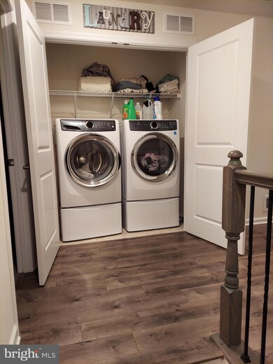 3016 Pinebrook Rd, Landover, MD 20785 - photo 5