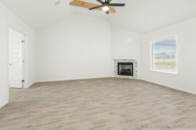 10675 S 233rd East Ave, Broken Arrow, OK 74014 - photo 4