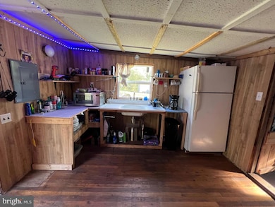 150 Dun Rovin Ln, Great Cacapon, WV 25422 - photo 5