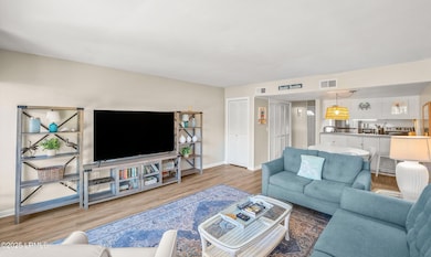 DSC04930-25-1.jpg-SMALL