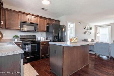 374 Gentry Crossings Blvd, Mount Washington, KY 40047 - photo 7