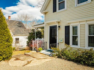 4 Chestnut Hill St, Camden, ME 04843 - photo 3