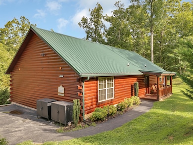 2103 Roscoe Ct, Sevierville, TN 37876 - photo 5