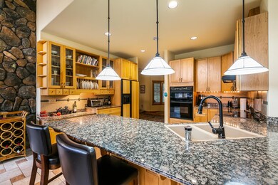 62855 Waugh Rd, Bend, OR 97701 - photo 6