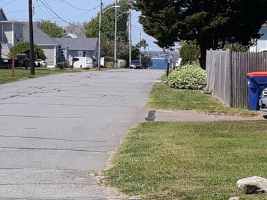 44 Calumet Rd, Fairhaven, MA 02719 - photo 3