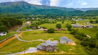 Burns Rd - Sevierville-5