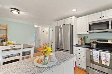 159 Marlborough Rd, Salem, MA 01970 - photo 6