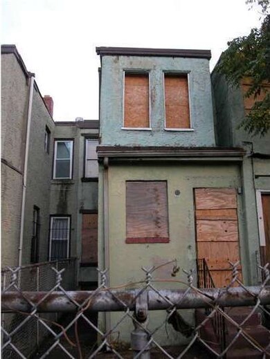 819 Newton Ave, Camden, NJ 08103 - photo 2