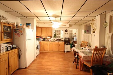 184 W Chew St, Allentown, PA 18102 - photo 7