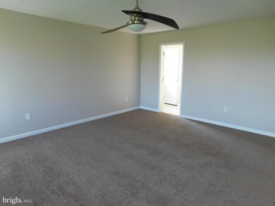 2332 Austin Ave, Chambersburg, PA 17202 - photo 7