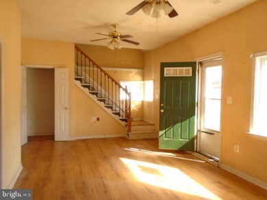 812 Clover Ave, Essex, MD 21221 - photo 4