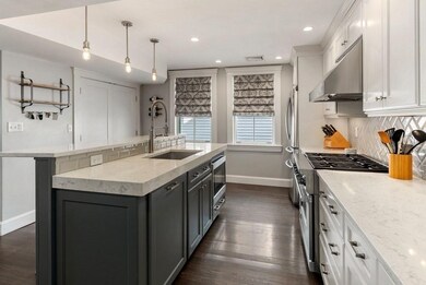 927-929 E Broadway unit 4, Boston, MA 02127 - photo 4