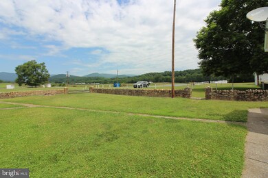 18947 Senedo Rd unit 3, Edinburg, VA 22824 - photo 3