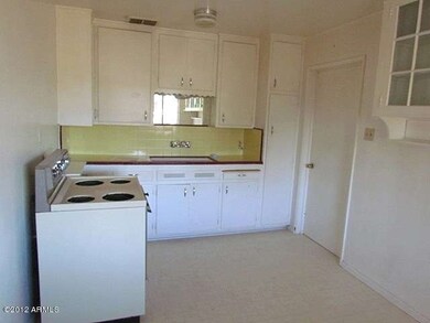 023-217186 - kitchen