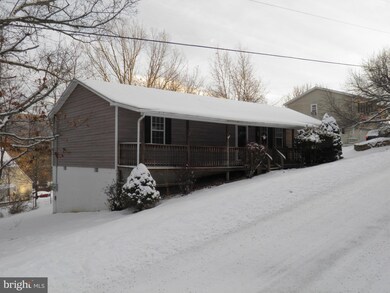 70 Cherry St, Franklin, WV 26807 - photo 6