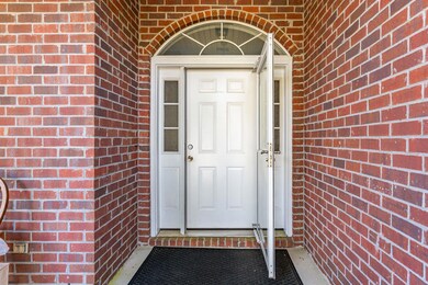 4-web-or-mls-2118 Hagood Loop Exterior-4