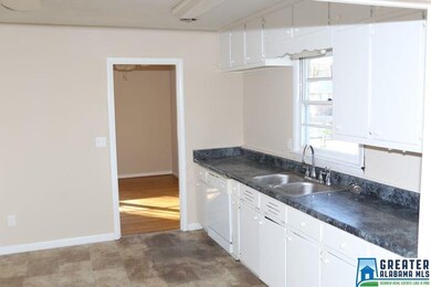 1729 2nd St NE, Center Point, AL 35215 - photo 4