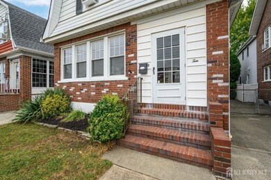 10 E Grove Ave, Woodbridge, NJ 07095 - photo 2