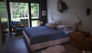 699 Claire Ln, Point Roberts, WA 98281 - photo 5