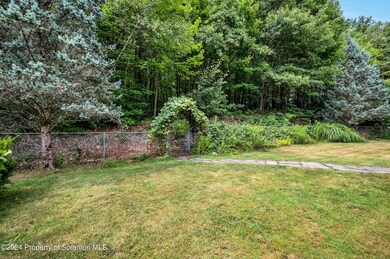 206 Clairmont Rd, Scranton, PA 18519 - photo 5