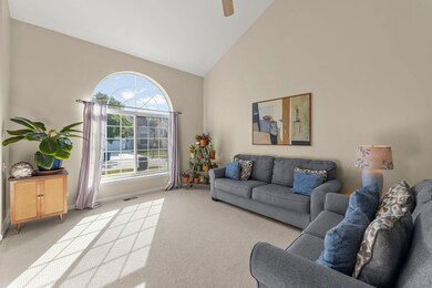 446 Summersweet Ln, Bartlett, IL 60103 - photo 3