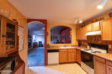 7 Kitchen V2